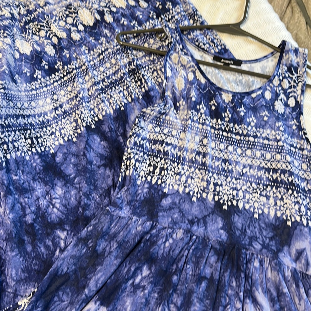Maxi dress with pockets